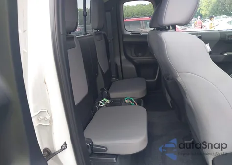 2021 Toyota Tacoma Sr5 V6 from USA, damaged, VIN 3TYRZ5CN8MT008114